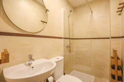 Villa Claudia - Apartment In Sevilla.