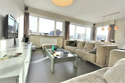 Gemütliche 4-Zimmer-Wohnung in Mistral 8...