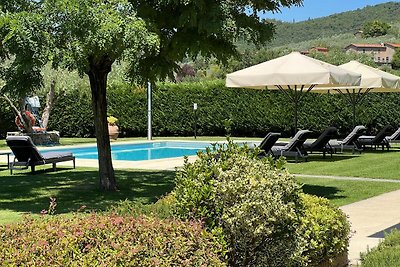 Ampia villa in Toscana con piscina privata