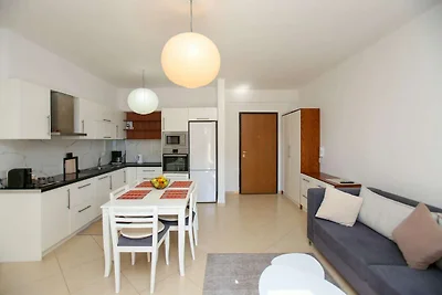 Wohnung in Vlorë am Sandstrand