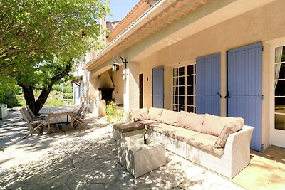 Kinderfreundliche Villa mit privatem Pool