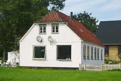Schönes Ferienhaus mit Garten in Broager...