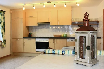 Geräumige Ferienwohnung in Kappl mit Terrasse