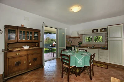 Casa vacanze a San Feliciano con giardino