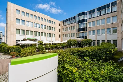 Sunday Hotel Frankfurt Airport Suite...