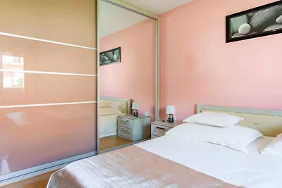 Six Bedroom Villa with Outdoor Pool, Sauna an...