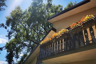 Elegantes Ferienhaus in Milo mit Terrasse