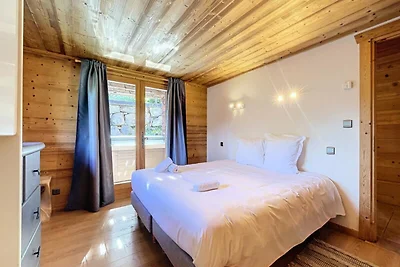 Chalet in Les Gets mit Whirlpool und Sauna