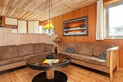 Geräumiges Ferienhaus mit Sauna in Ringkøbing