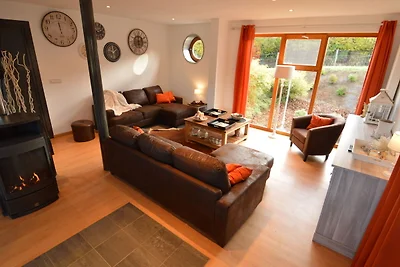 Ruhiges Ferienhaus mit eigenem Swimmingpool i...