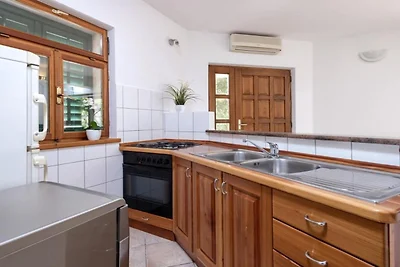 Dolac Green Side Apartments - Two Bedroom Apa...