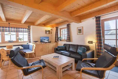 Chalet mit Bergblick in Wald