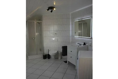 Wohnung in Ihlow mit Schwimmbecken