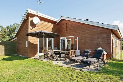 Luxuriöses Ferienhaus in Asnaes mit Sauna