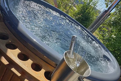 Ferienhaus mit Whirlpool