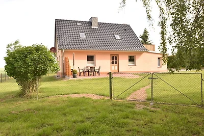 Ruhiges Apartment in Blowatz mit Terrasse,