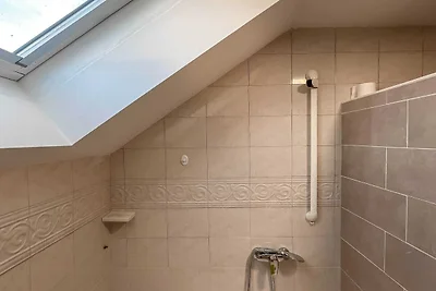 Two Bedroom Apartment with Balcony and Mounta...