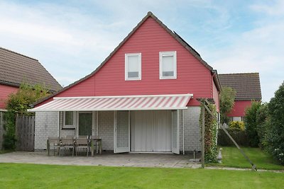 Ruim vakantiehuis met sauna nabij strand