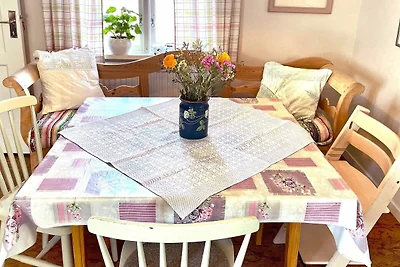 4 persone case ad VIMMERBY-By Traum