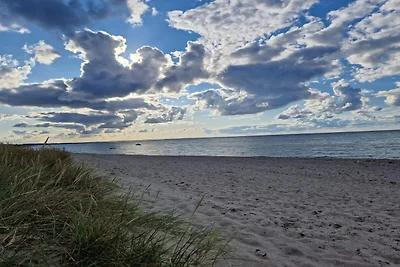 6 Personen Ferienhaus in Glesborg-By Traum