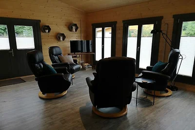 Vakantiehuis in Enspel met zwembad