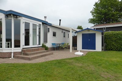 Schönes Chalet in Lathum mit Terrasse