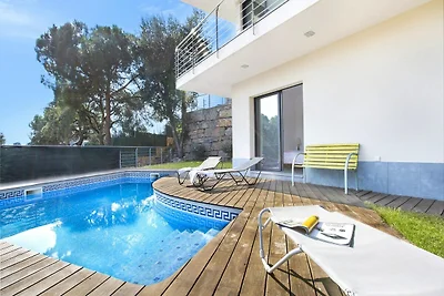 Villa an der Costa Brava mit Pool & Meerblick
