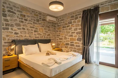 Villa a Koxare con piscina privata