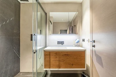 2-Zimmer-Wohnung im Herzen von Cannes + 20 m²...