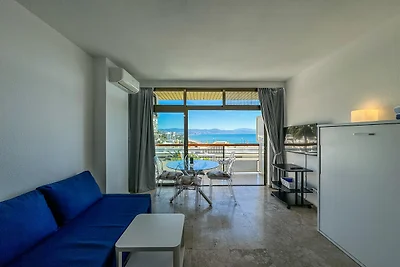 Appartamento vista mare con balcone