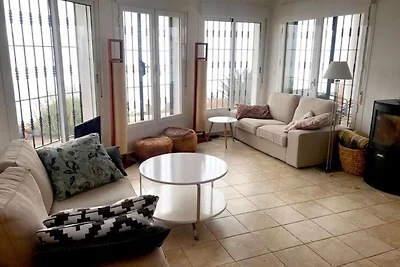 Lauschige Villa in Arenas mit privatem Pool