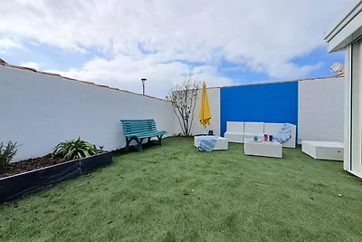 Haus in La Chaume in der Nähe der Wildküste