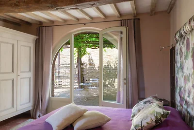 Ritzy Villa auf einem Weingut mit Pool