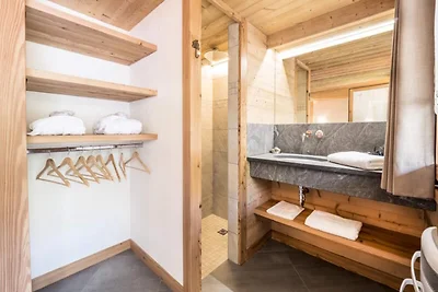 5 camere per 11 persone