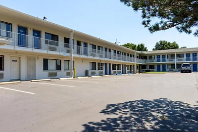 MS6 Redding CA|2 volledige bedden|...