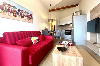 Moderne Ferienwohnung mit Balkon und WLAN in...