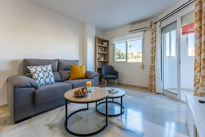 Faros Arroyo de la Miel Apartment in Malaga
