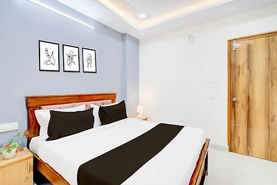 Soggiorni eleganti a Lanco Hills Gachibowli