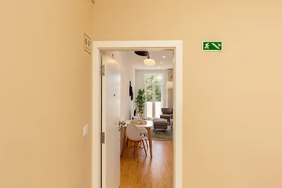 Charming 1-Bedroom Apartment in Oporto
