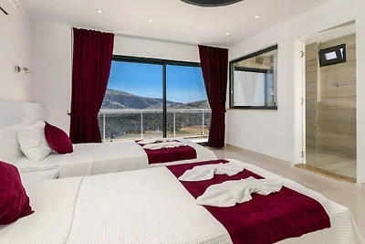 Villa in Kalkan mit Wifi und Parken