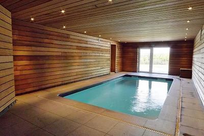 Gemütliches Chalet in Stoumont mit Hallenbad ...
