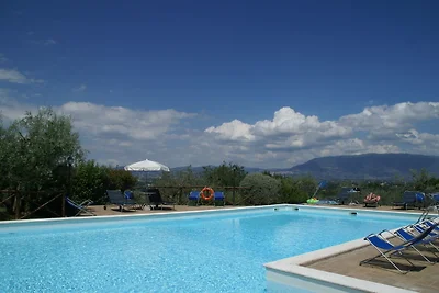Appartamento ben curato con piscina comunale