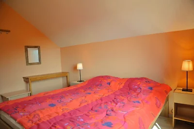 Moderna Casa Vacanze a Somme-Leuze con Sauna