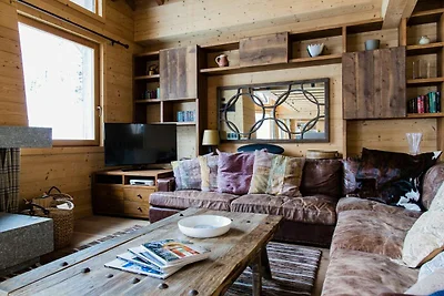 Luxurious Chalet with Panoramic Views & Hot...