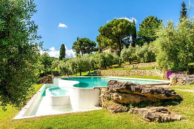 Denkmalgeschützte Villa in Montepulciano mit...