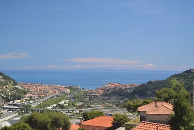 Casa vacanza a Ventimiglia con spiaggia mare