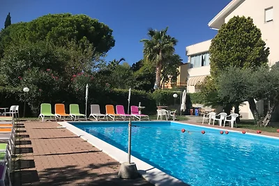 Wohnung in Loano mit Garten