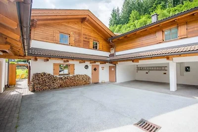 Charmantes freistehendes Chalet im Wald im...