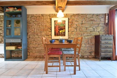 Ferienhaus in Saizy mit Terrasse