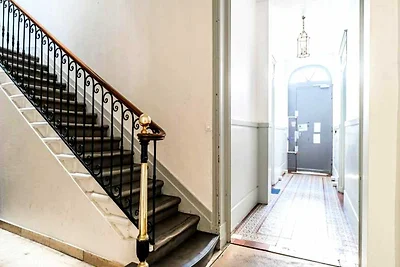 Helle zentrale Wohnung mit Terrasse